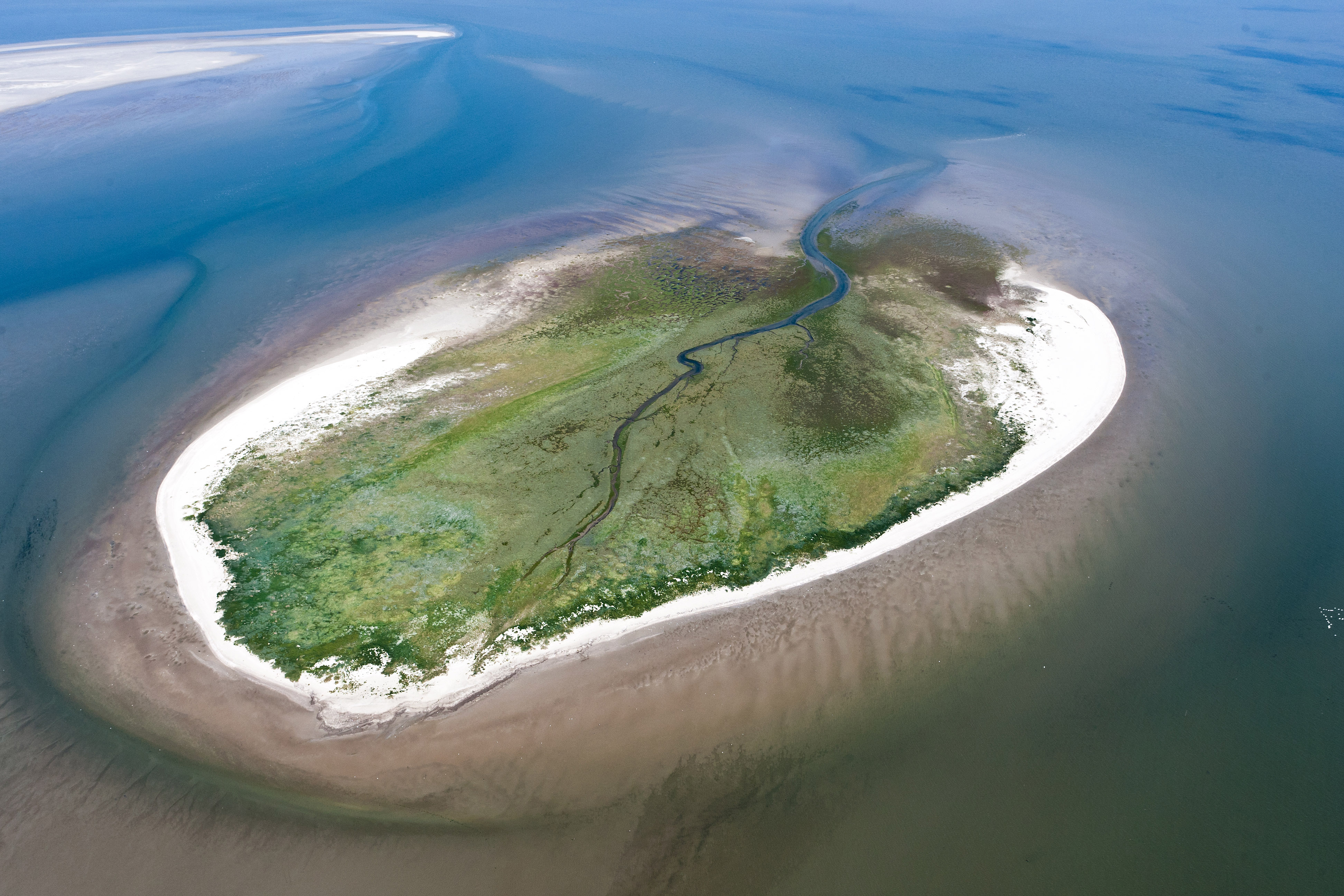 Luchtfoto van de Zuiderduintjes in 2011 (bron: https://proxy.archieven.nl/0/DE8E9D519DFD4FC5A6BD82D0952BCF82 © Rijkswaterstaat | Joop van Houdt).